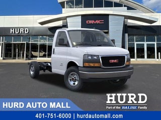 2025 GMC Savana Cutaway 3500 1WT