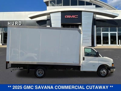 2025 GMC Savana Cutaway 3500 1WT