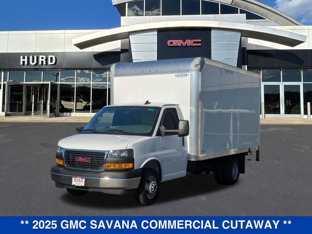 2025 GMC Savana Cutaway 3500 1WT