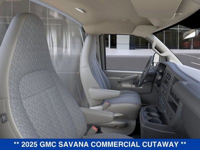 2025 GMC Savana Cutaway 4500 2WT