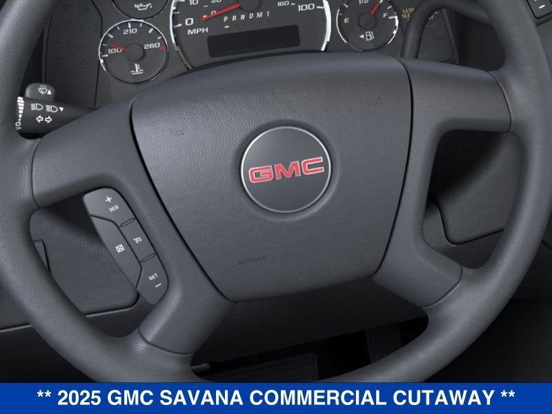 2025 GMC Savana Cutaway 4500 2WT