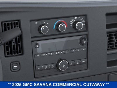 2025 GMC Savana Cutaway 4500 2WT
