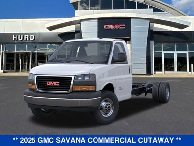 2025 GMC Savana Cutaway 4500 2WT