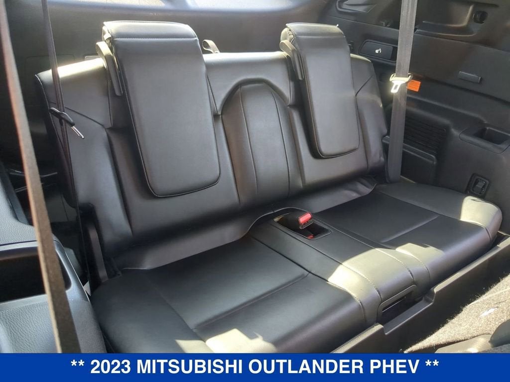 2023 Mitsubishi Outlander PHEV SE S-AWC