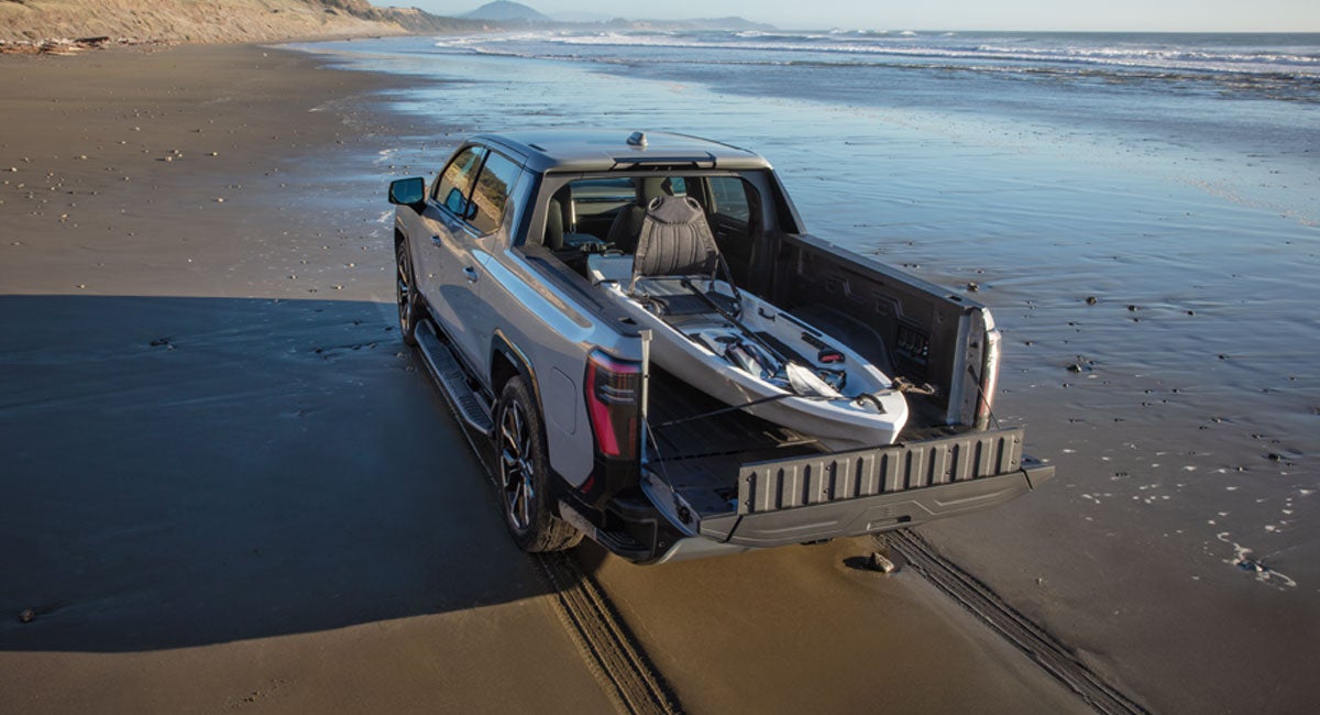 Hurd Auto Mall GMC in Johnston RI